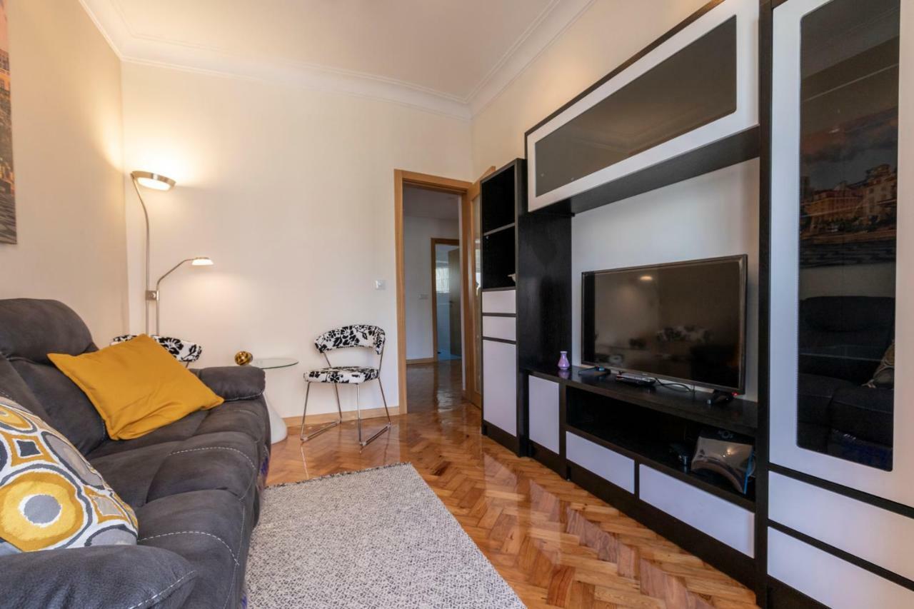 Like-Home-T3 Apt-Campolide, Near Amoreiras Mall Lisboa Εξωτερικό φωτογραφία