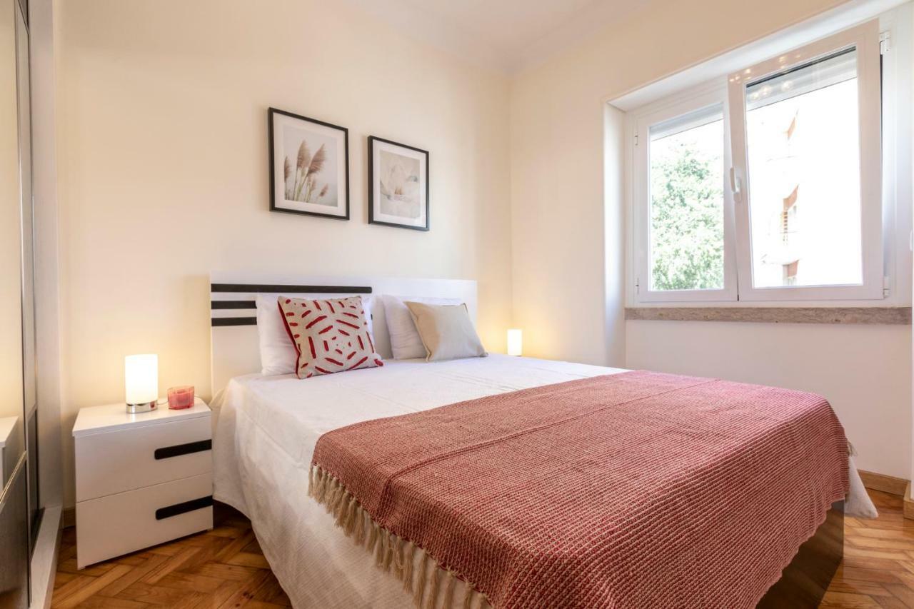Like-Home-T3 Apt-Campolide, Near Amoreiras Mall Lisboa Εξωτερικό φωτογραφία